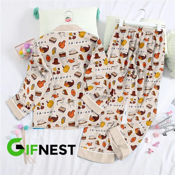 Friends Button Down Pajamas Set – TANTN 3113