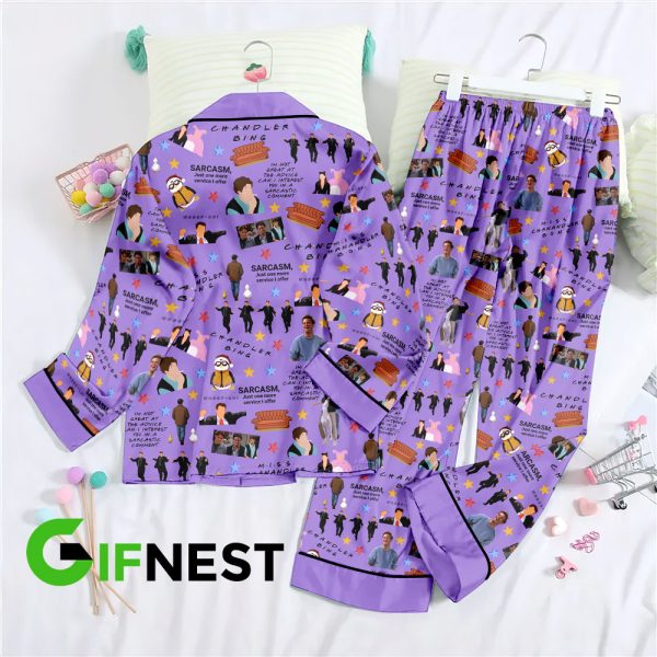 Friends Button Down Pajamas Set – VANDH 2452