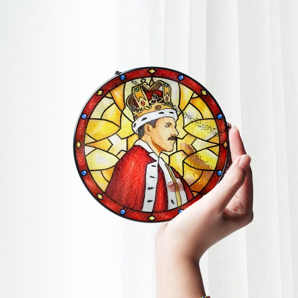 Freddie Mercury Round Stained Glass Suncatcher - MAITM 7885