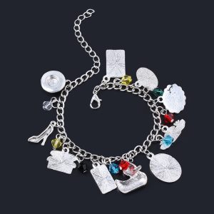 Friends Charm Bracelet - MAITM DROP073