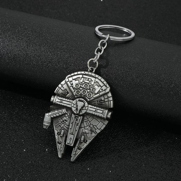 Star Wars Millennium Falcon Spaceship Keychain - MAITM DROP061