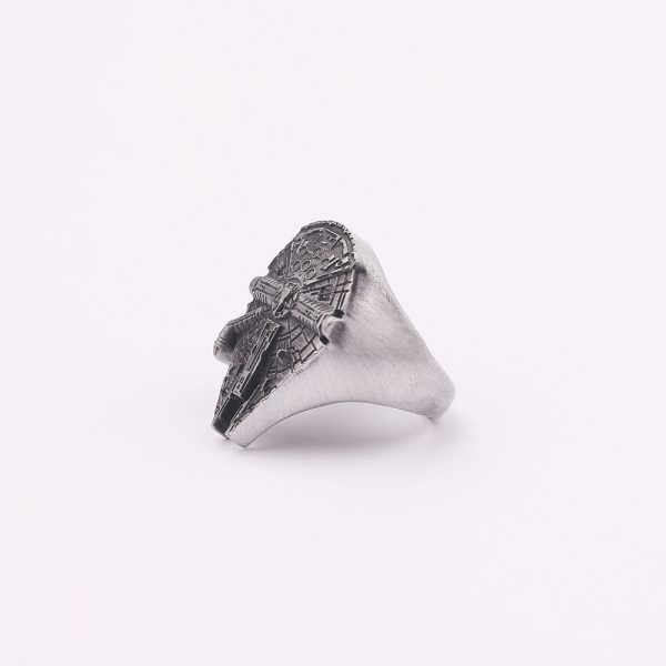 Star Wars Millennium Falcon Spaceship Ring - MAITM DROP062