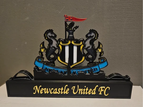Newcastle United FC 3D Printed Decorative Plaque with City Skyline Base - GNE DROP583