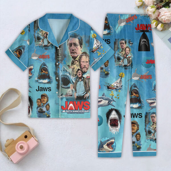 Jaws Button Down Pajamas Set – HOATT 10746