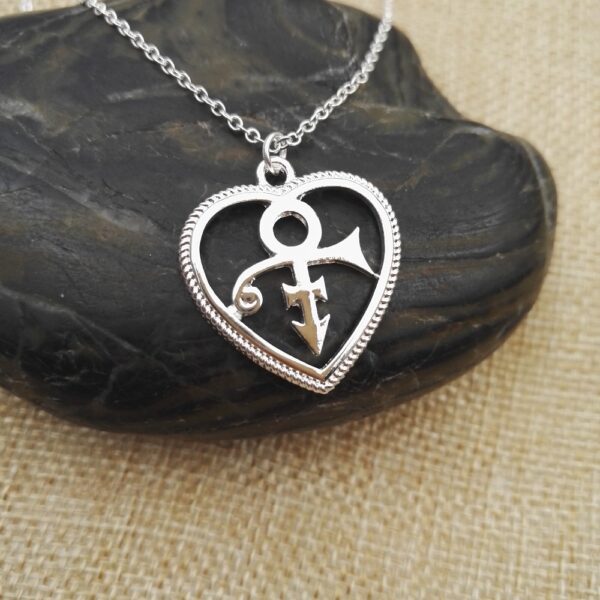 Prince Heart Shape Love Symbol Necklace - MAITM DROP120