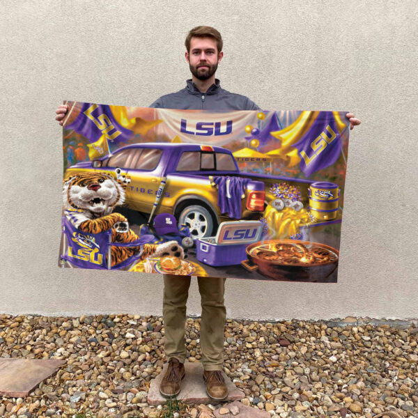 LSU Tigers Baseball 3D House Flag - GNE NEW496